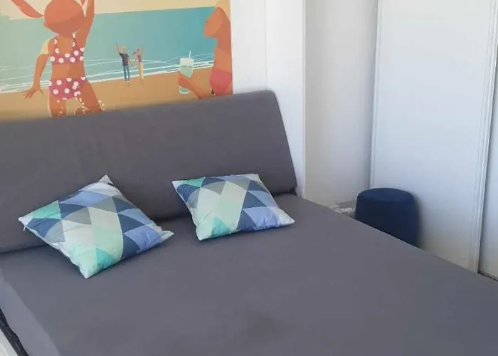 Studio Vue Mer Au Coeur De Malo Les Bains Pieds Dans L Eau